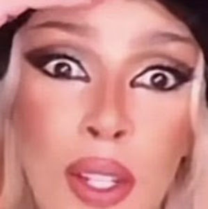 Meet your Posher, Chase